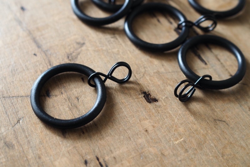 Curtain ring / black<p>カーテンリング / ブラック</p>