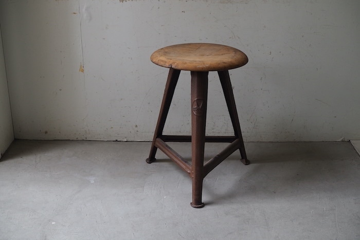 Rowac Stool by Robert Wagner F<p>ロバート・ワグナー ロワックスツール F</p>