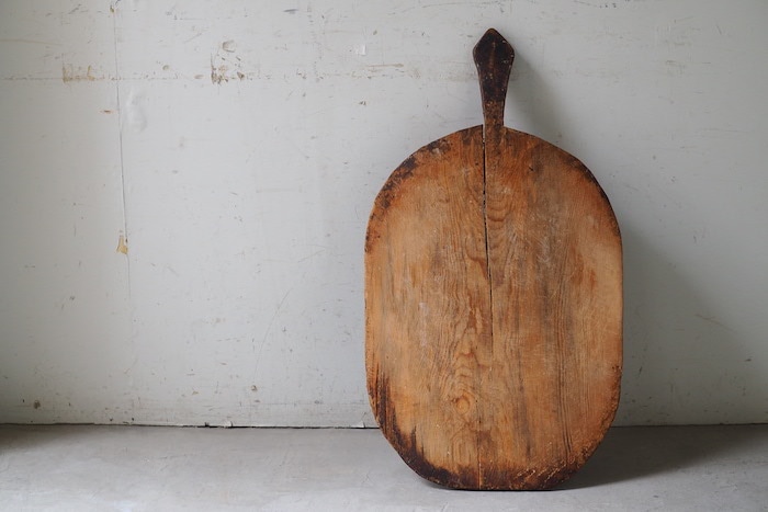Antique cutting board A<p>アンティーク カッティングボード A</p>