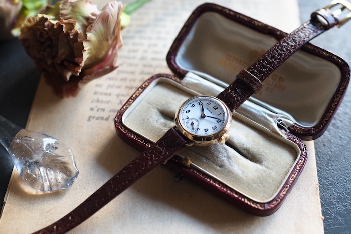 ROLEX Ladies Porcelain dial<p>ロレックス レディース ポーセリンダイアル2針</p>