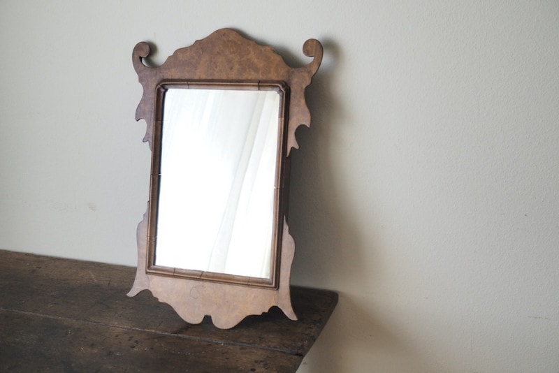 Vintage wood frame mirror <p>ヴィンテージ 木枠のミラー </p>