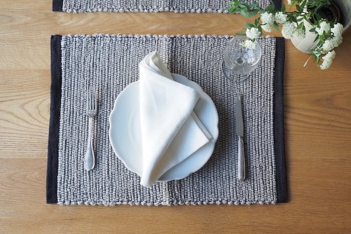 LinenMe Hand Woven Placemat <p>リネンミー 手織りプレースマット </p>