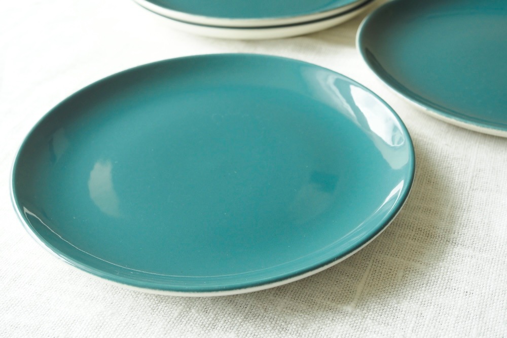 Poole pottery plate Φ150 (cameo blue moon)<P>プール・ポタリー プレート Φ150 (カメオブルームーン)</p>