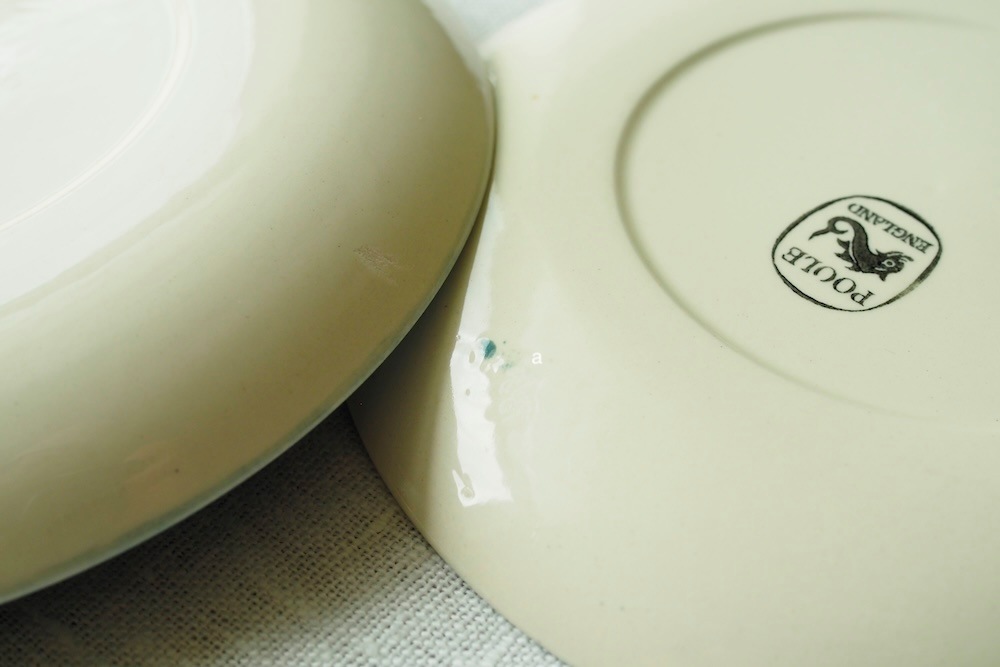 Poole pottery plate Φ150 (cameo blue moon)<P>プール・ポタリー プレート Φ150 (カメオブルームーン)</p>