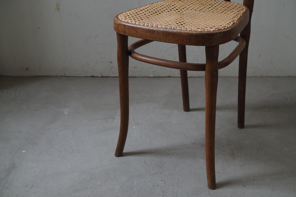 Thonet Bentwood rattan seat chair B<p>Thonet社製 ベントウッド ラタンシートチェア B</p>