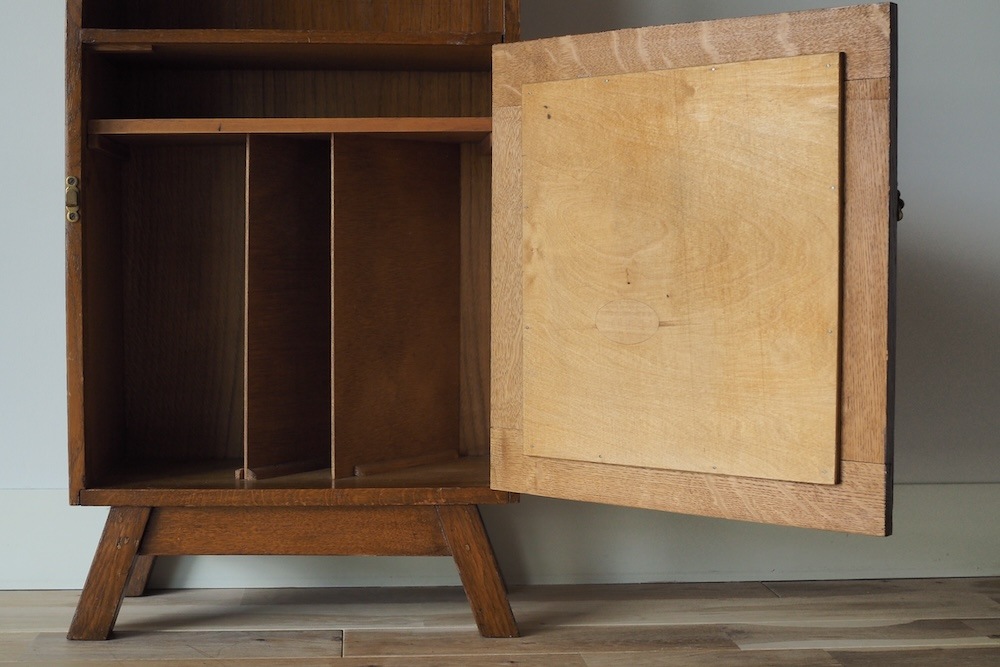 Vintage oak bookcase<p>ヴィンテージオーク本箱</p>