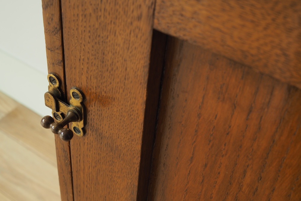 Vintage oak bookcase<p>ヴィンテージオーク本箱</p>