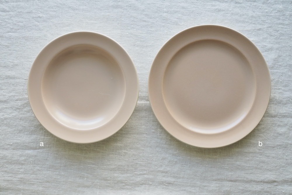 Poole Pottery rimplate (Mushroom)<p>プール・ポタリー リムプレート(マッシュルーム)</p>