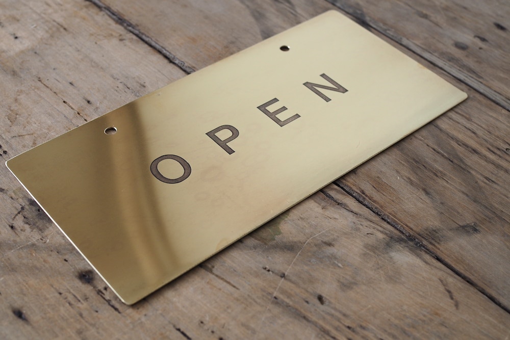 店内看板、当時モノ昭和レトロ真鍮製ブラス看板プレート Kent大変貴重