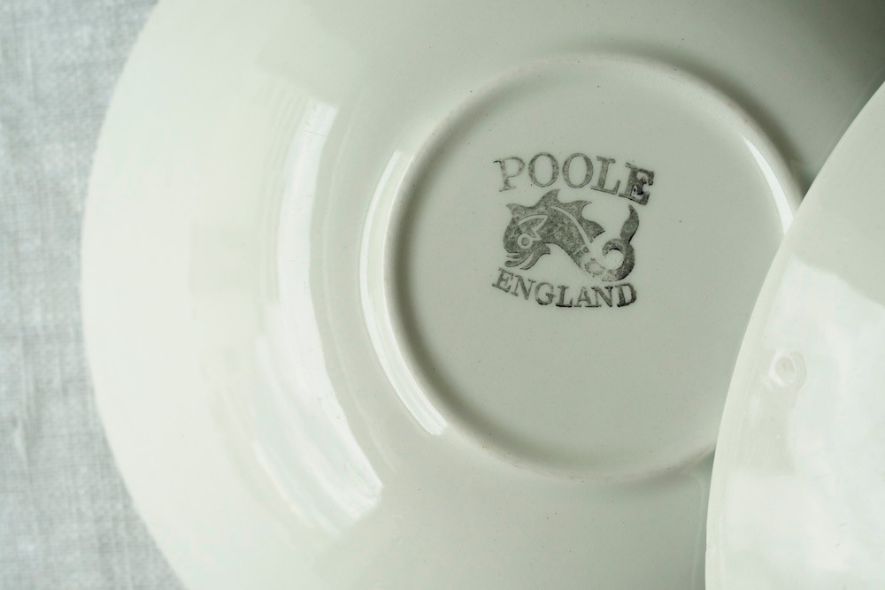 Poole pottery bowl M (cameo blue moon)<P>プール・ポタリー ボウル M (カメオブルームーン)</p>