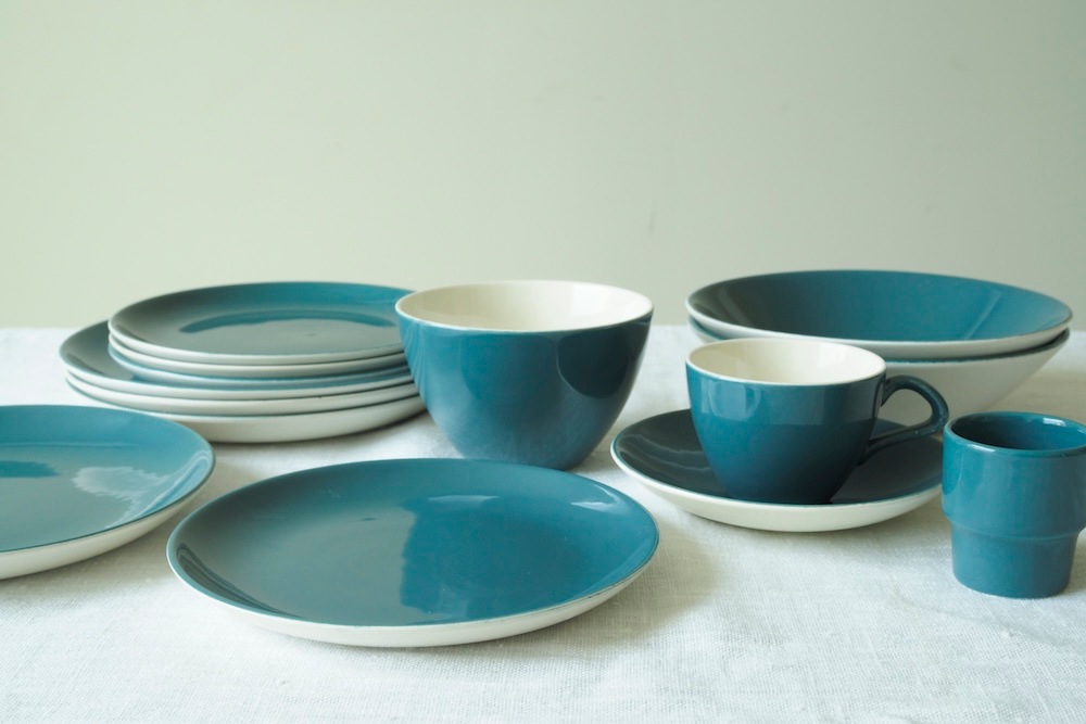 Poole pottery bowl M (cameo blue moon)<P>プール・ポタリー ボウル M (カメオブルームーン)</p>