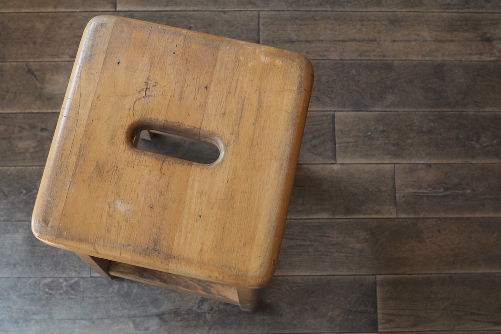 Vintage square stool D<p>ヴィンテージ スクエアスツール D</p>