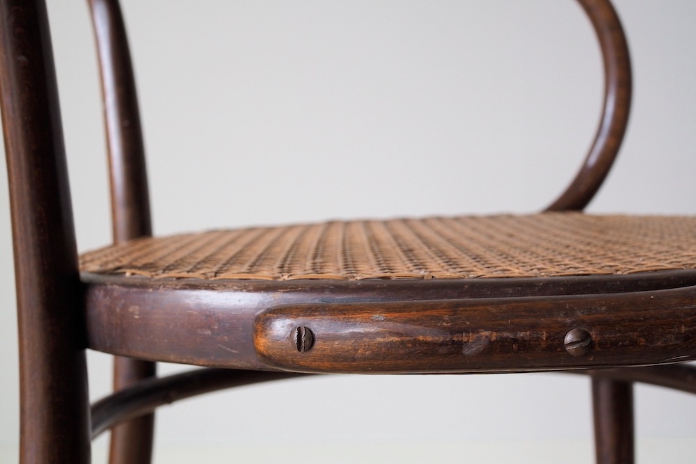 Thonet No.209 arm chair<p>トーネット社 No.209 アームチェア</p>