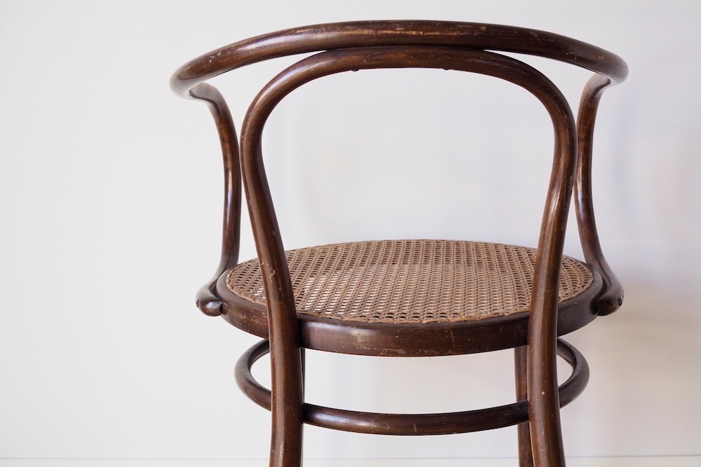 Thonet No.209 arm chair<p>トーネット社 No.209 アームチェア</p>