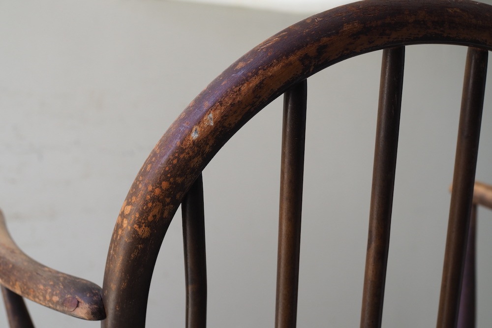 アーコール フープバック アームチェア (ネイビーラベル) ｜ D+E