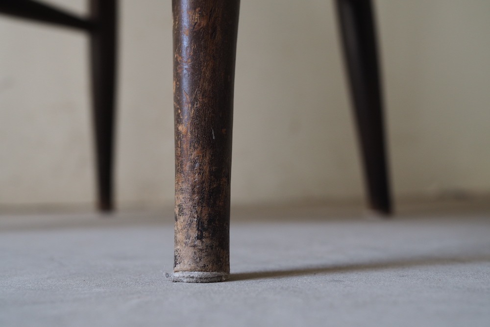 アーコール フープバック アームチェア (ネイビーラベル) ｜ D+E