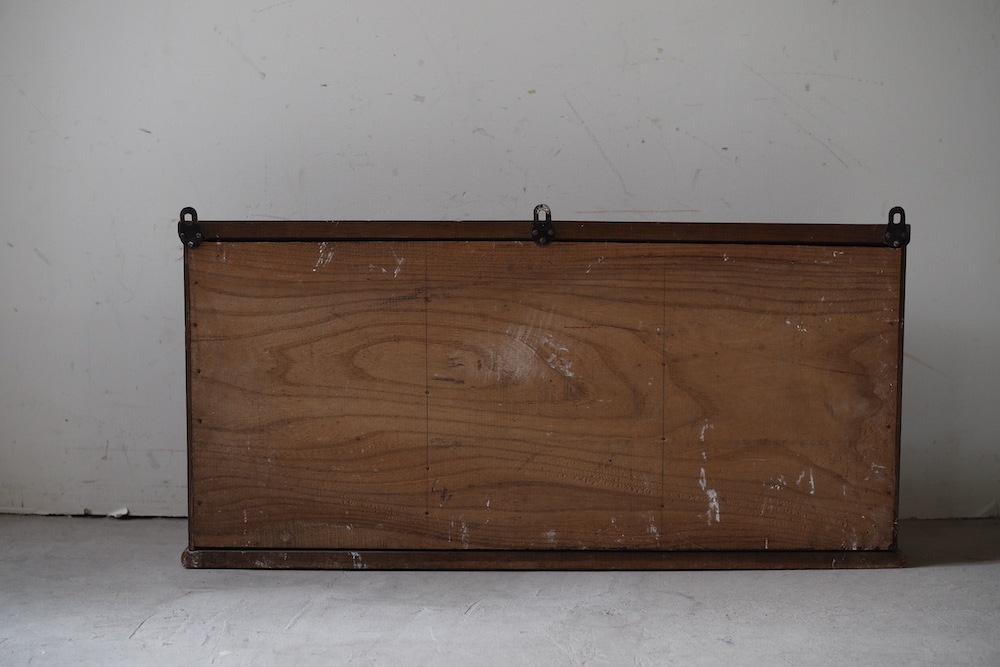 Vintage display shelf<p>ヴィンテージ ディスプレイシェルフ</p>