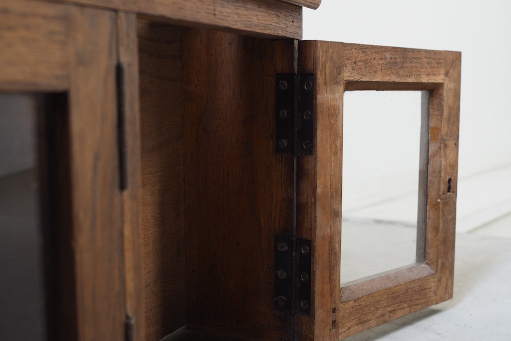 Vintage display shelf<p>ヴィンテージ ディスプレイシェルフ</p>