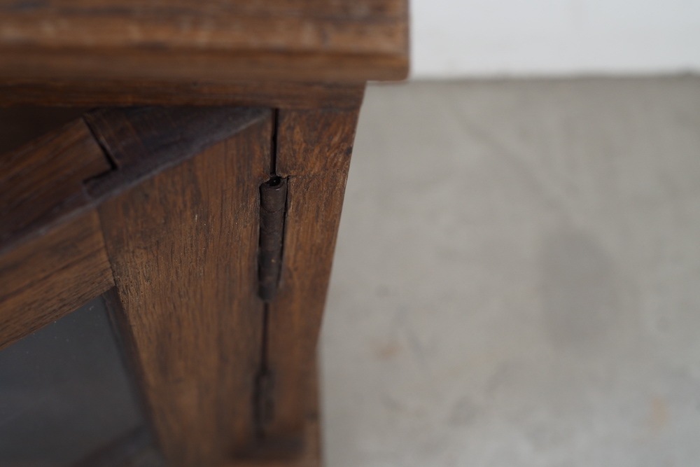 Vintage display shelf<p>ヴィンテージ ディスプレイシェルフ</p>