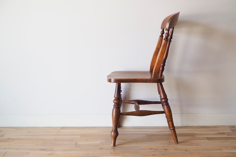 Vintage Fiddleback chair<p>ヴィンテージフィドルバックチェア</p>