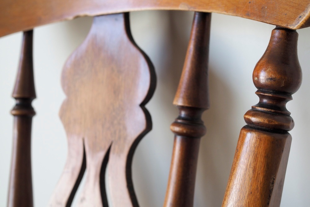 Vintage Fiddleback chair<p>ヴィンテージフィドルバックチェア</p>