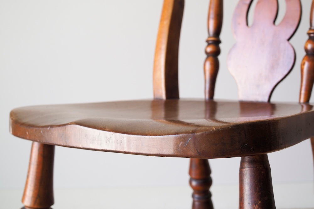 Vintage Fiddleback chair<p>ヴィンテージフィドルバックチェア</p>