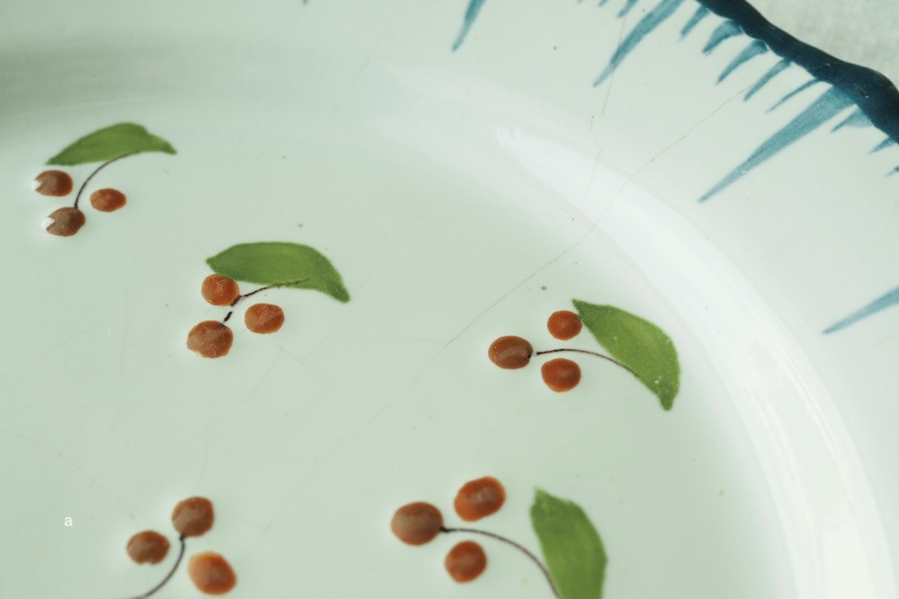 Antique(18ct) Handpainted  plate<p>アンティーク(18世紀頃) 手描きプレート</p>