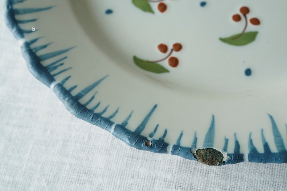 Antique(18ct) Handpainted  plate<p>アンティーク(18世紀頃) 手描きプレート</p>