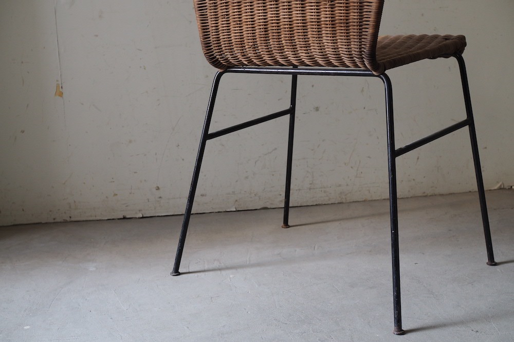 アイアン脚ラタンチェア ヴィンテージ アイアン脚ラタンチェア (B-c) ｜ D+E MARKET Online
