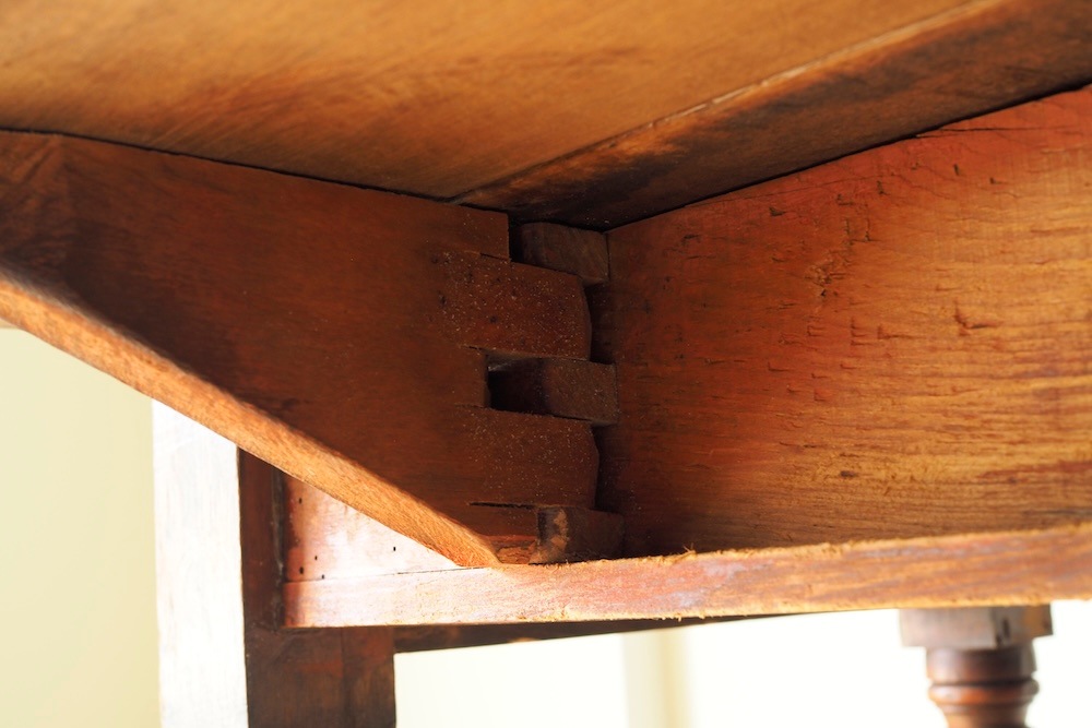 Butterfly table with caster<p>キャスター付きバタフライテーブル</p>