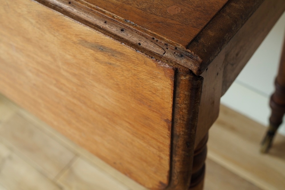 Butterfly table with caster<p>キャスター付きバタフライテーブル</p>