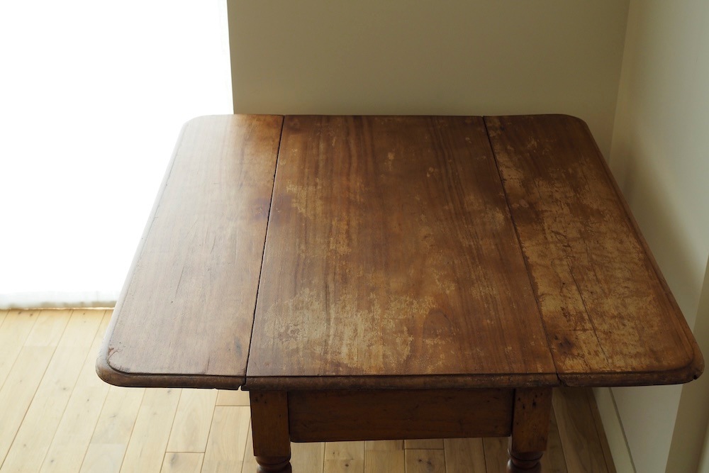 キャスター付きバタフライテーブル ｜ D+E MARKET Online