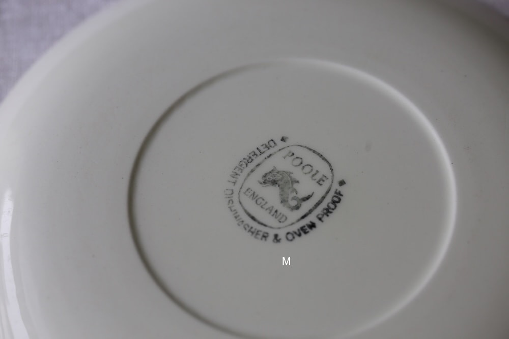 Poole Pottery plate(celadon green)<p>プール・ポタリー プレート (セラドングリーン)</p>