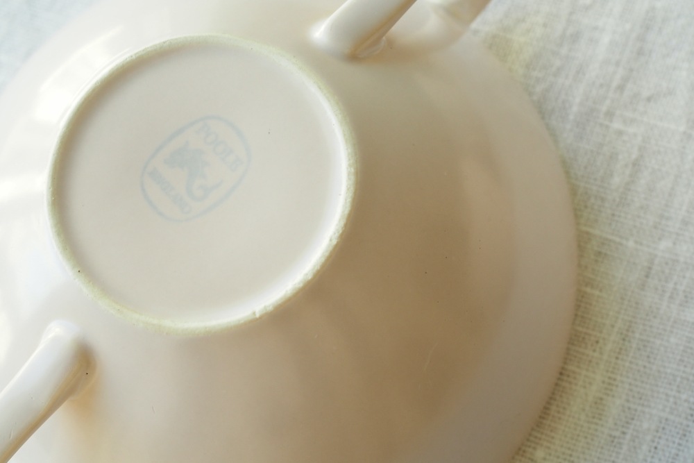 Poole Pottery soup cup&saucer(Sepia&Mushroom)<P>プール・ポタリー スープカップ&ソーサー(セピア&マッシュルーム)</p>