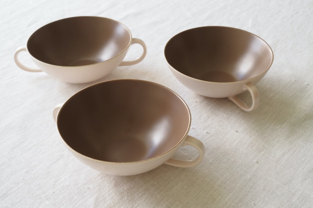 Poole Pottery soup cup&saucer(Sepia&Mushroom)<P>プール・ポタリー スープカップ&ソーサー(セピア&マッシュルーム)</p>