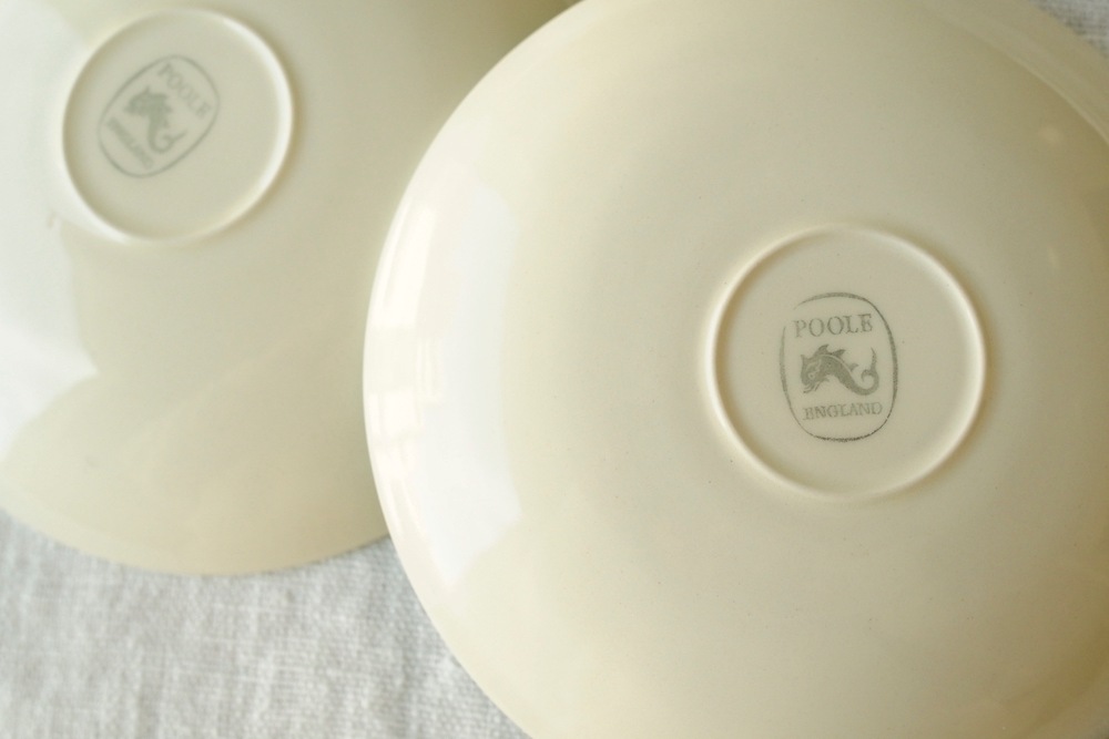 Poole Pottery demitasse cup&saucer (ice green&seagull)<p>プール・ポタリー デミタスカップ&ソーサー (アイスグリーン&シーガル)</p>