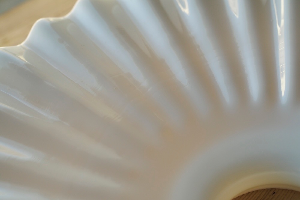 Milk glass lamp shade A<p>ミルクガラスランプシェード A</p>
