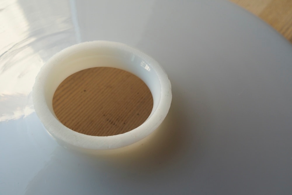 Milk glass lamp shade B<p>ミルクガラスランプシェード B</p>