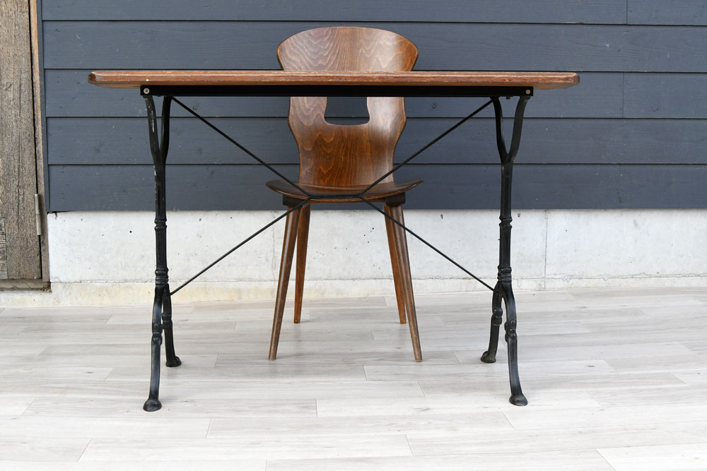 Bistro table (S)<p>ビストロテーブル (S)</p>