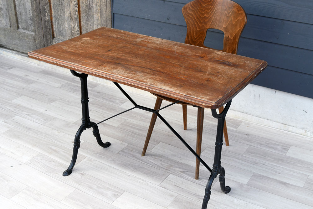 Bistro table (S)<p>ビストロテーブル (S)</p>