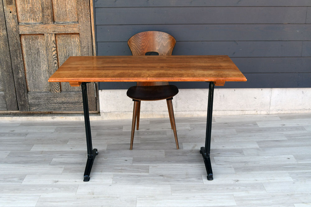 Bistro table (T)<p>ビストロテーブル (T)</p>