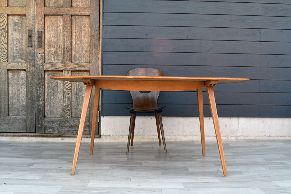 Ercol dining table<p>アーコール社 ダイニングテーブル
