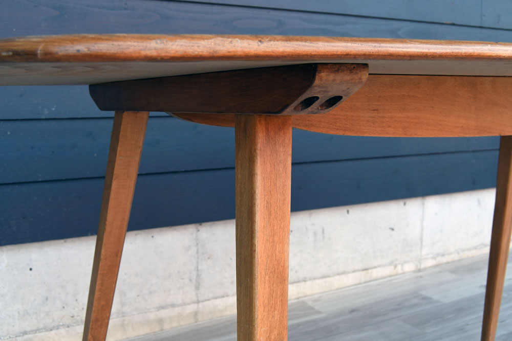 Ercol dining table<p>アーコール社 ダイニングテーブル