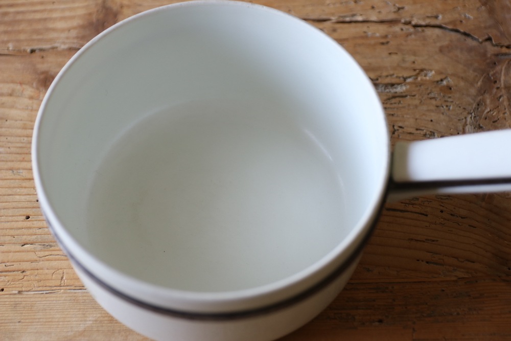 ALUMINITE LIMOGES One-handed pot (white porcelain) <p>リモージュ 白磁の片手鍋 </p>