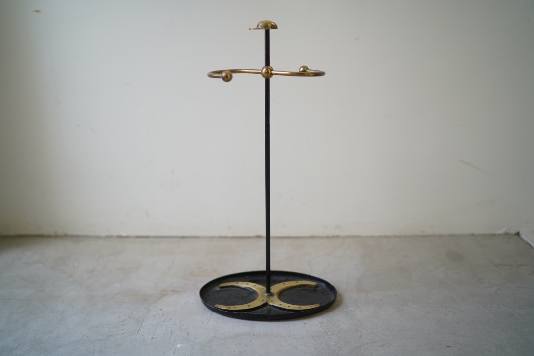 Brass umbrella stand<p>真鍮の傘立て</p>