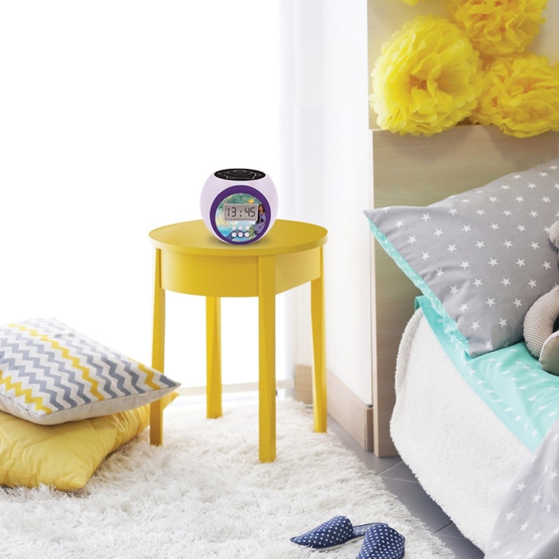 【値下げ】リューナイト　非売品オリジナルパネル時計（アニメV抽プレ品） オリビア・バートンより、立体的なデイジーのモチーフが文字盤一面に