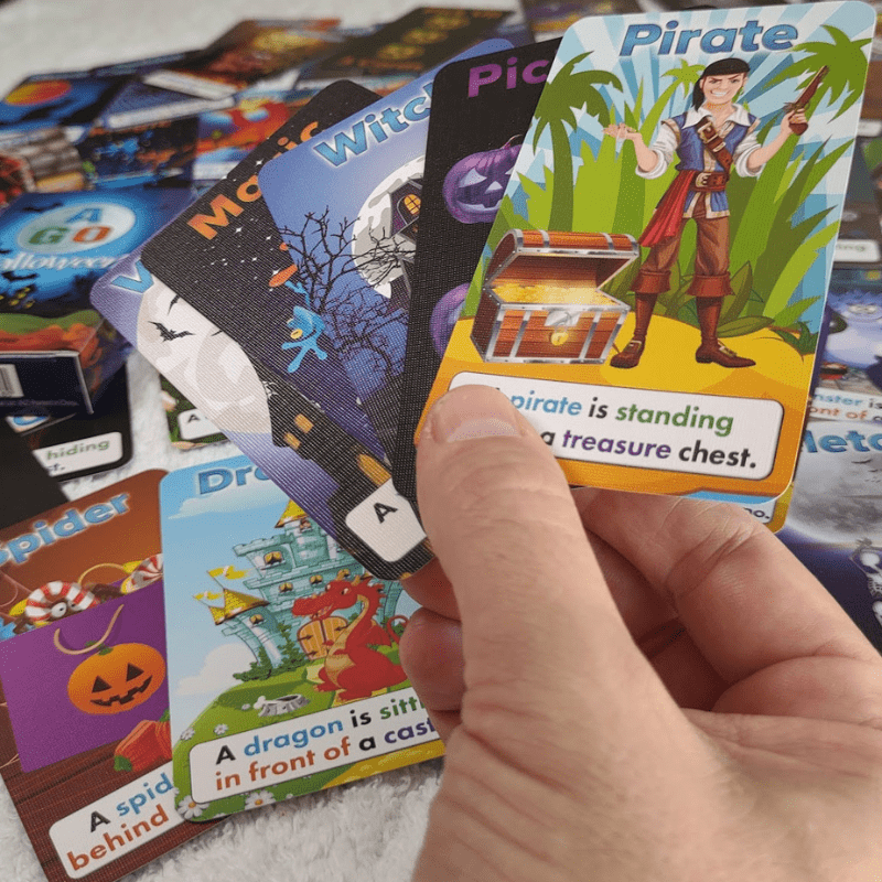 AGO カードゲーム ハロウィン 英語