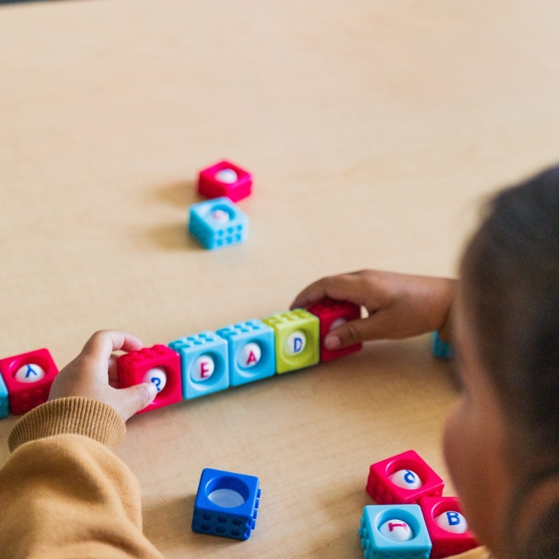 アルファベット バブルブリックス