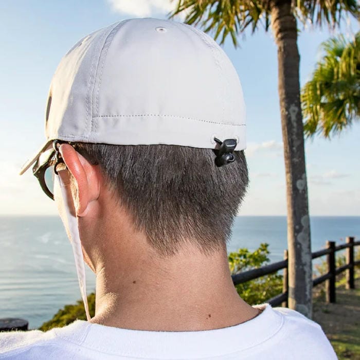 FEVR 通気孔付きホワイトサーフキャップ QUIKSILVER WR UV SURFTRIP CAP 6 PANEL QSA261715 サーフキャップ 撥