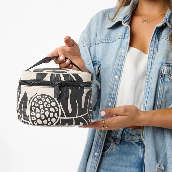 ALOHA COLLECTION アロハコレクション Cabin Crew Kit Holomua Blk on